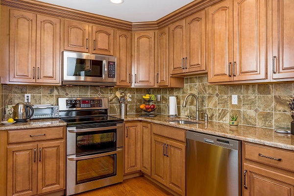 A home that had a new kitchen remodeling in Maple Valley, WA